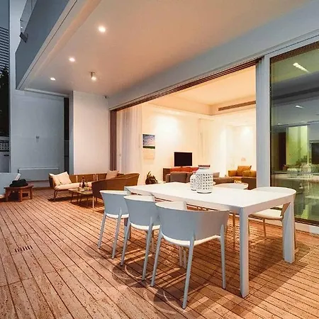 فيلة With Magnificent Sea Views ! !