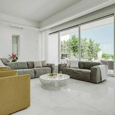With Magnificent Sea Views ! !
